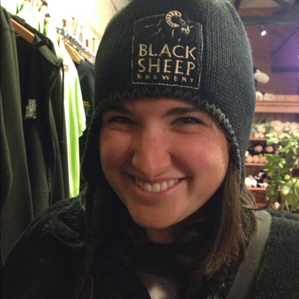 Meet your Posher, Emylee